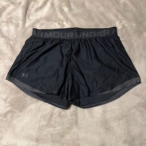 Under Armour running shorts medium